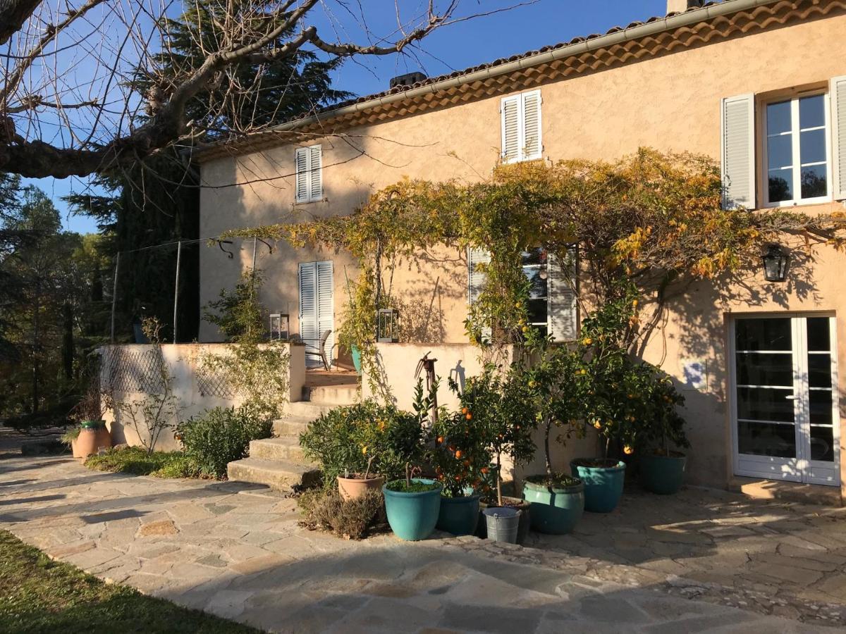 Domaine Du Clos D'Alari-Chambres D'Hotes Au Milieu Des Vignes Saint-Antonin-du-Var Buitenkant foto